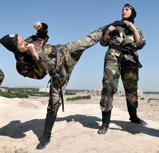 بهترین ورزش های رزمی برای دفاع شخصی بانوان