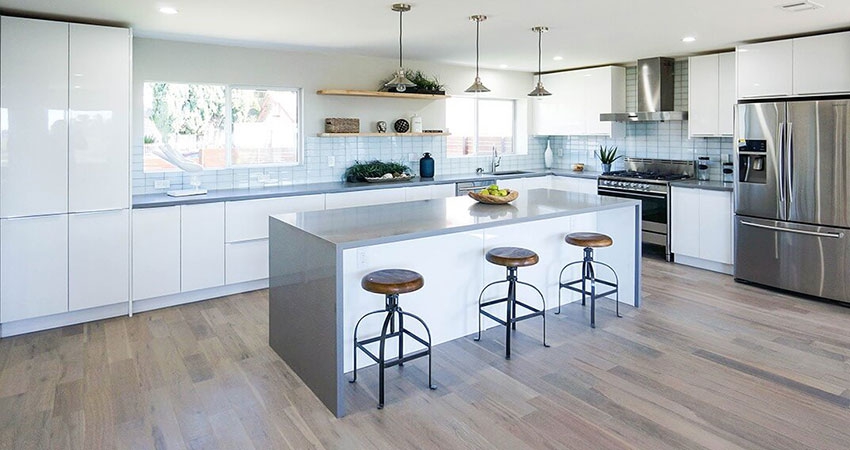 کابینت هایگلاس و مزایا و معایب آن