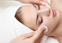پاکسازی پوست با اسکراپ های گیاهی