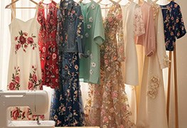 نمایش توضیحات دوره ی آموزشی گلسازی