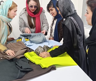 عکس هایی از کلاسهای حضوری آموزشگاه بکسا